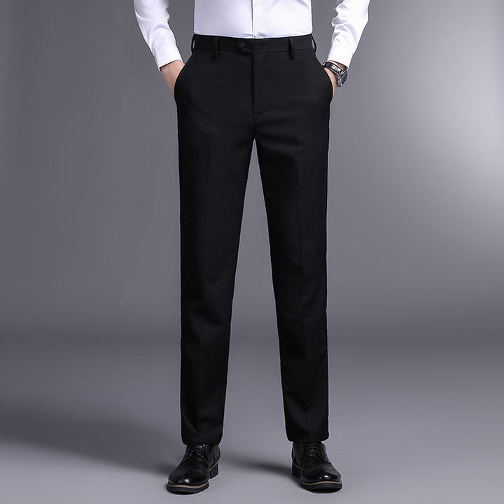 Elegant suit trousers for men with a slim fit and functional pockets Lune London