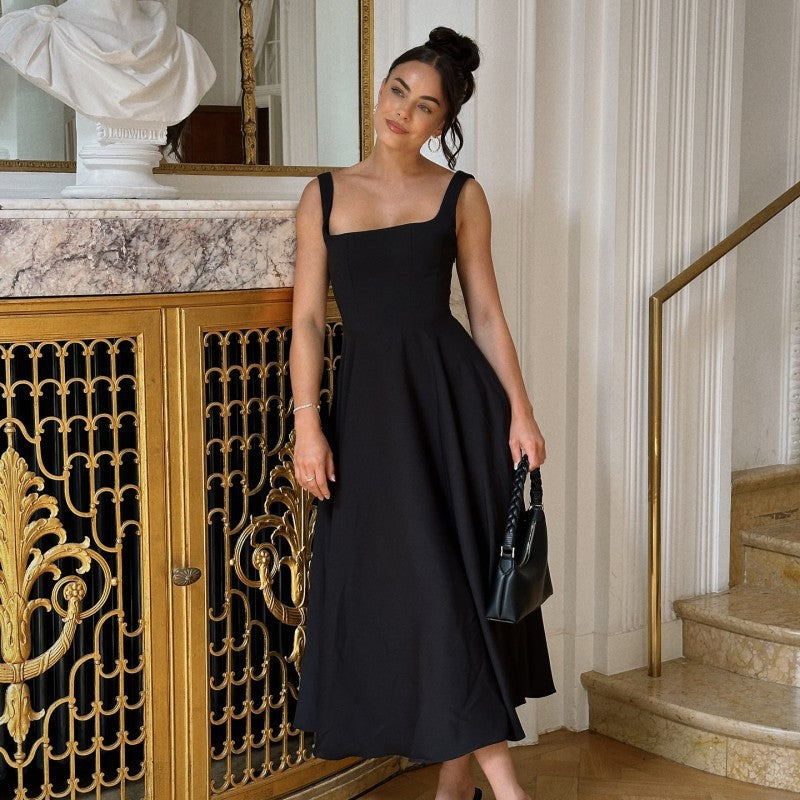 Women's evening dress with square neckline and flowing skirt Lune London