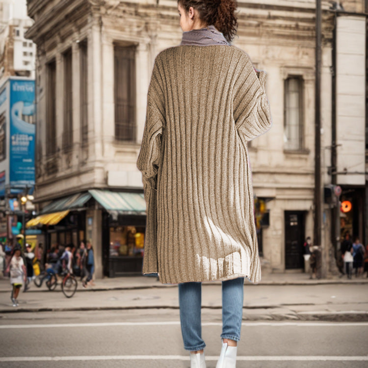 Long knitted coat for women with a relaxed fit and ribbed design Lune London