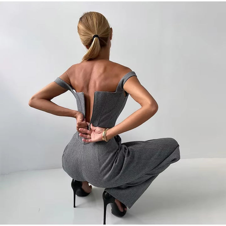 Women elegant suit set with fitted top Lune London