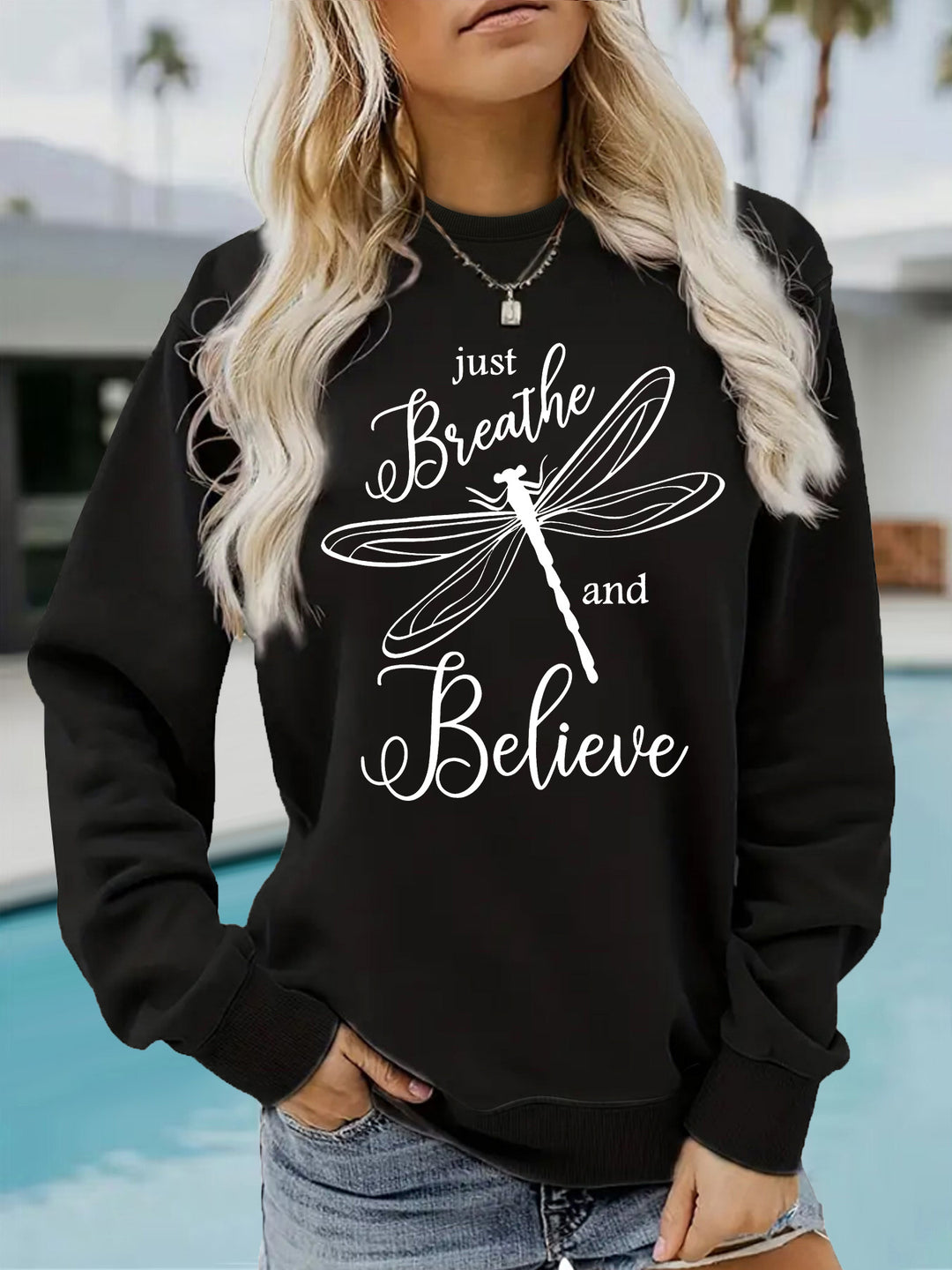 Sweat-shirt femme avec motif inspirant de cerf-volant et coupe décontractée Chic & Stil