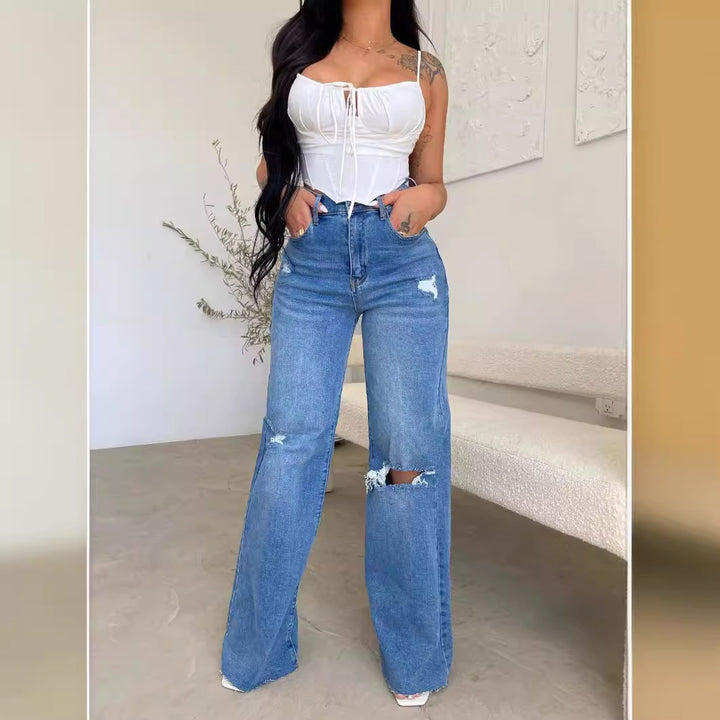 Women's wide-cut jeans with distressed details and high waistband Lune London