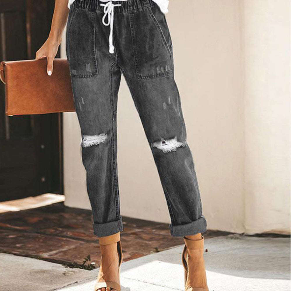 Lady ripped jeans with elastic waist and casual style Lune London