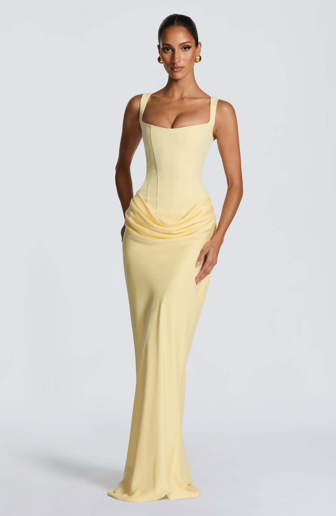 Women's Elegant and Figure-Hugging Evening Dress with Fully Lined Skirt Lune London