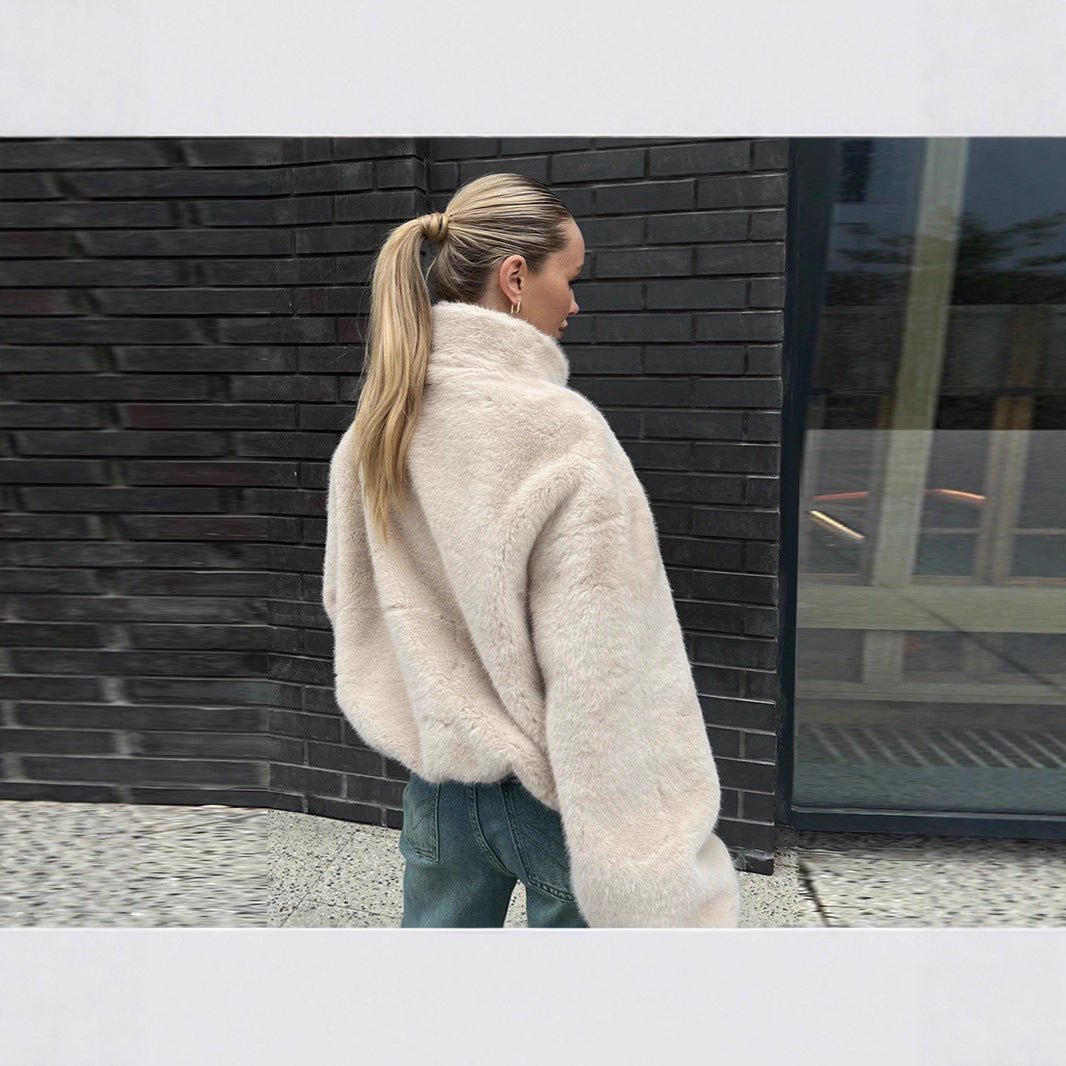 Woman Short Shocking Jacket in Luxury Faux Fur Lune London