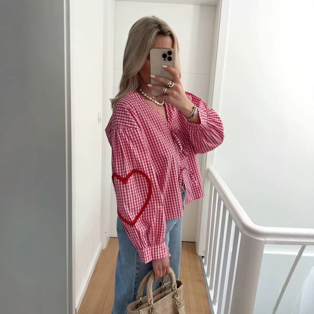 Shirt for women with puffy sleeves and a modern checkered design Lune London