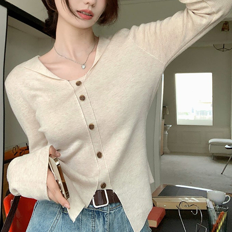 Women's Long Sleeve Cardigan with Button Placket and Fine Knit