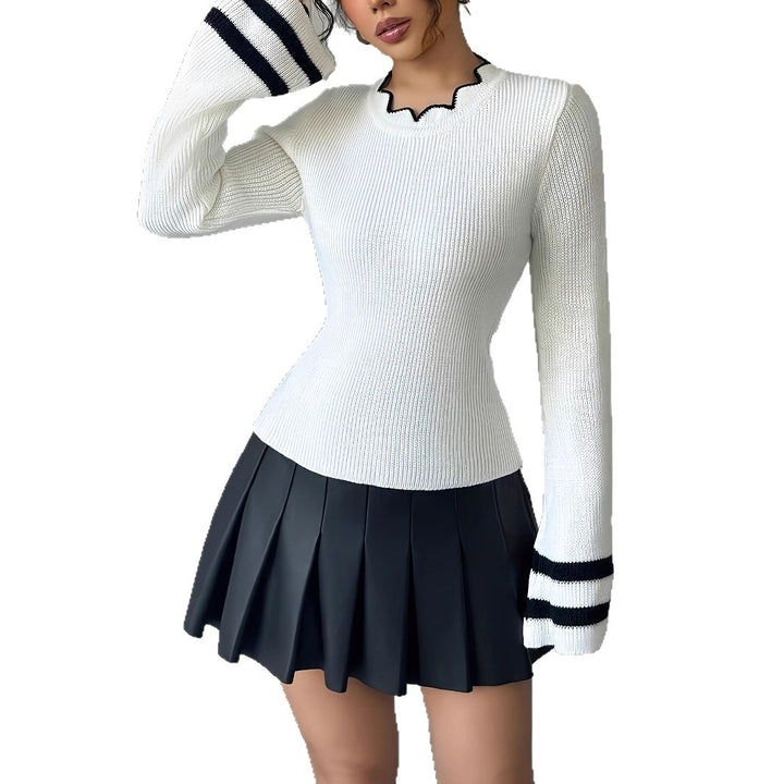 Trendy knitted sweater for women with wavy collar and wide sleeves Lune London