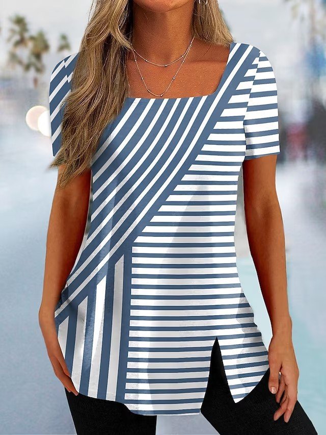 Women’s tunic with a modern diagonal stripe pattern and elegant opening details Chic and Style