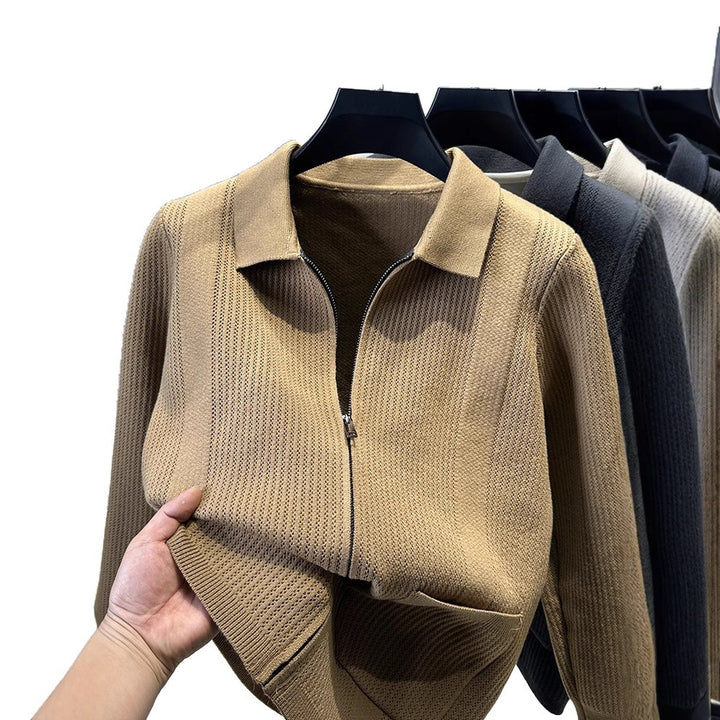 Womans sweater with textured zipper and classic collar Lune London