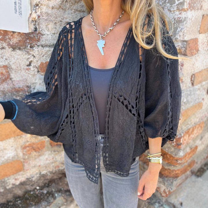 Dames joli cardigan en dentelle avec motif floral et manches aérées Chic & Stil
