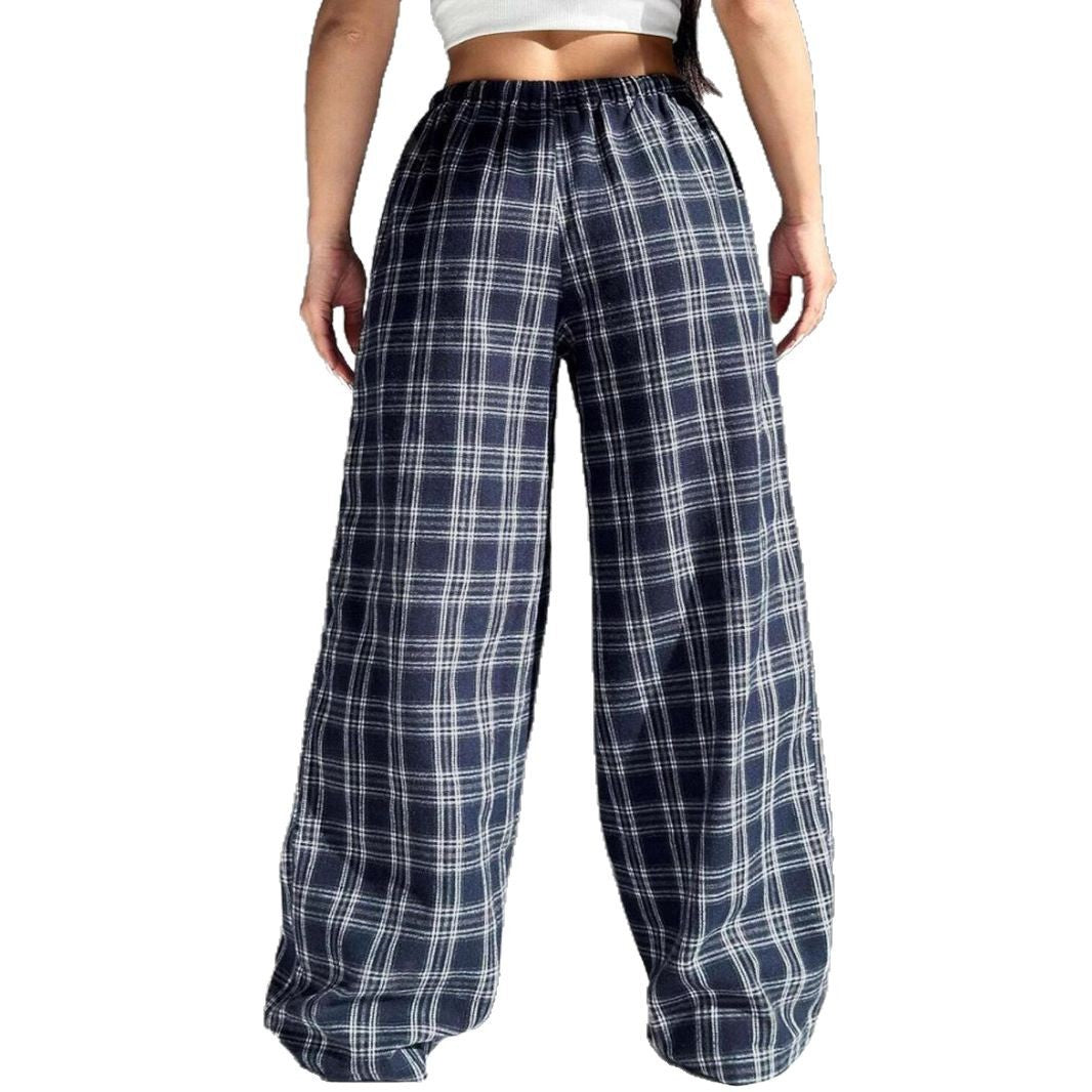 Loose plaid pants for women with elastic waist and practical pockets Lune London