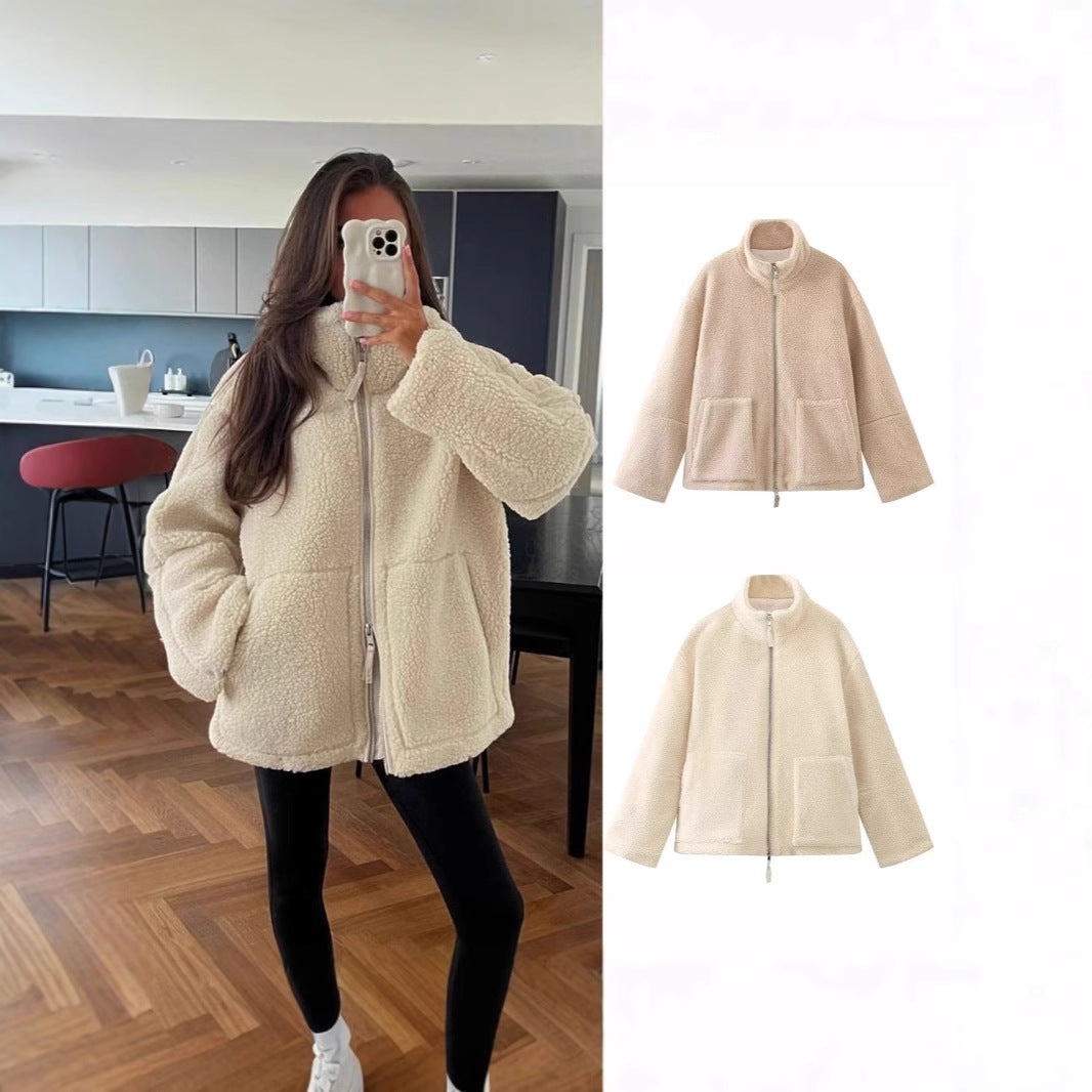 Cozy fleece jacket for women with high collar and velvety texture Lune London