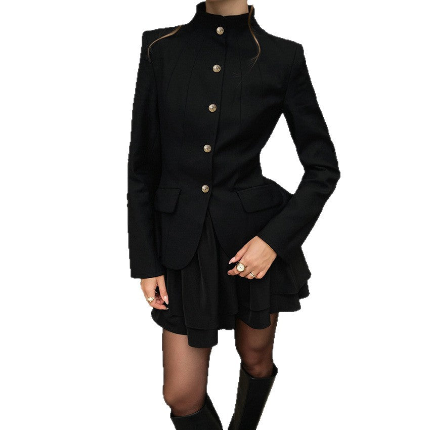Veste élégante pour femmes avec coupe slim et détails de bouton élégants Lune London