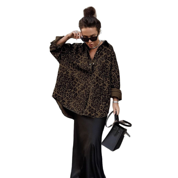 Lightweight shirt for women with leopard print and relaxed fit Lune London