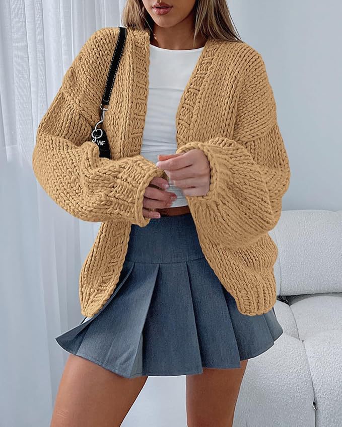Knit jacket for women with voluminous sleeves and an open front closure Lune London
