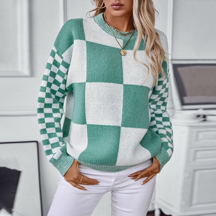 Trendy women's sweater with plaid pattern and relaxed fit Lune London