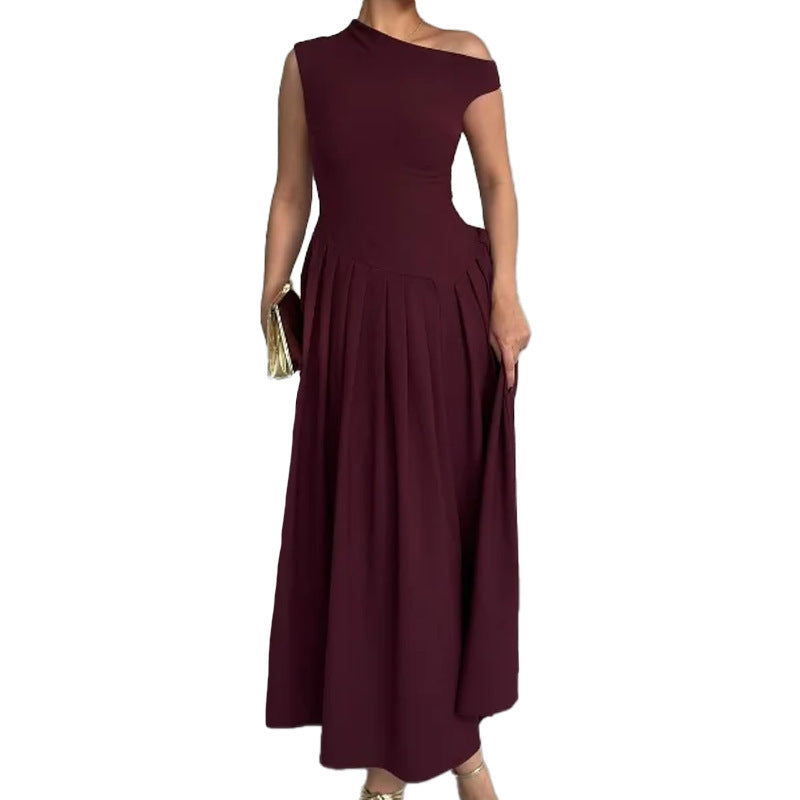 Robe maxi élégante à épaule unique pour femme avec plissés et jupe fluide Chic & Stil