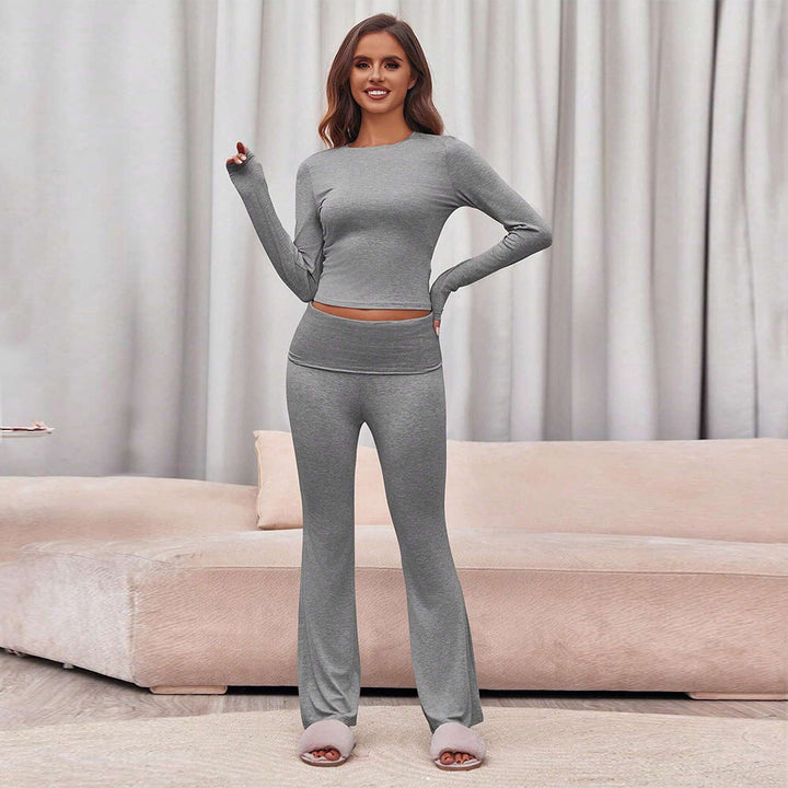 Ensemble pour femmes composé d'un haut à manches longues et de leggings ajustés Chic & Stil