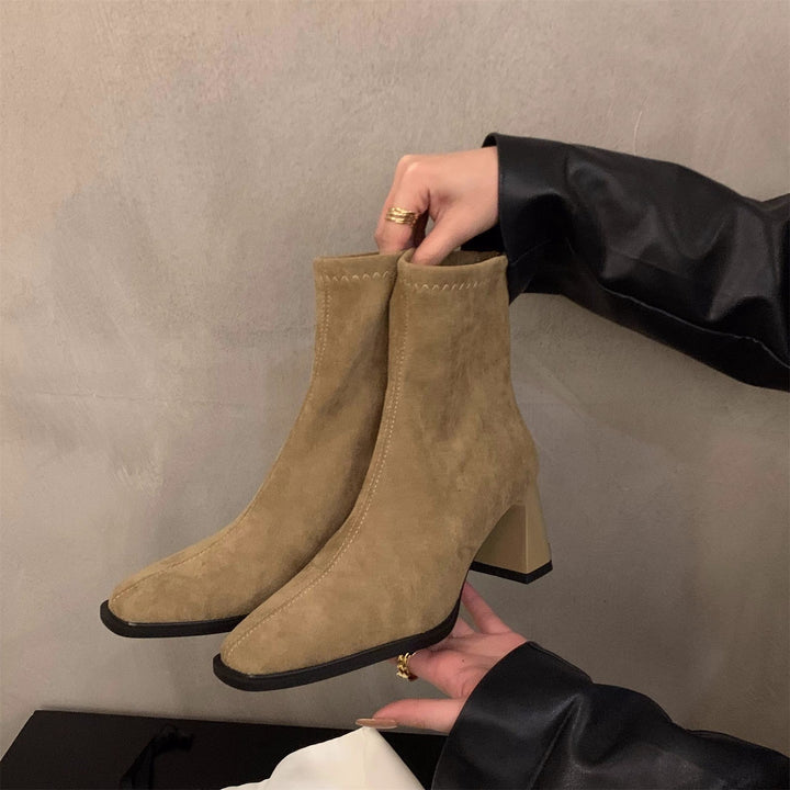 Femme Stylish Suede Ankle Boots with Block Heels Chic Und Stil
