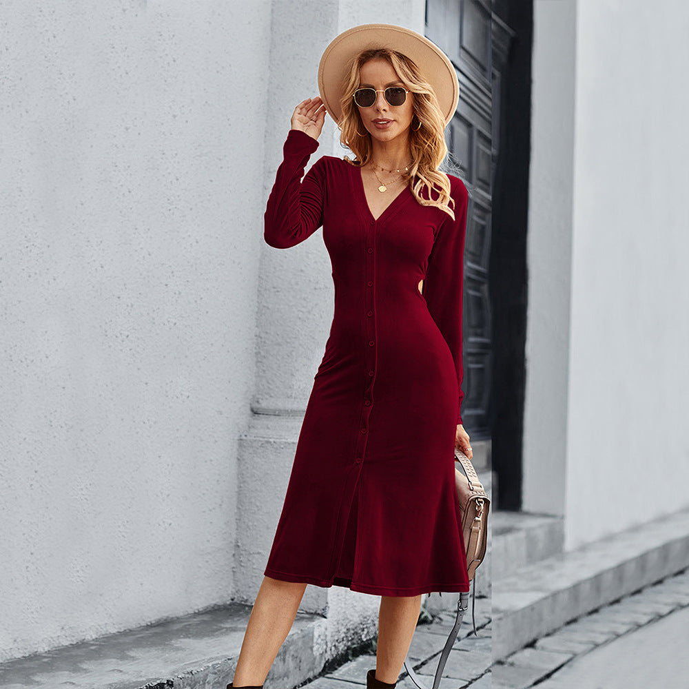 Robe midi pour femmes avec découpes élégantes et fente sur le côté Chic & Stil