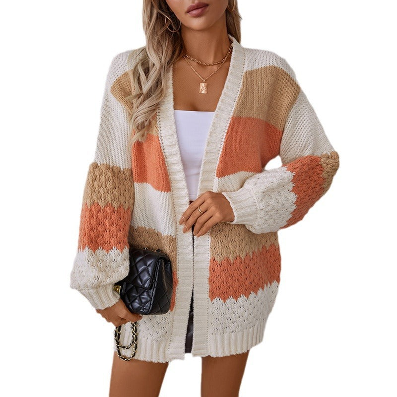 Knitted women's jacket with a trendy block design and an airy texture Lune London