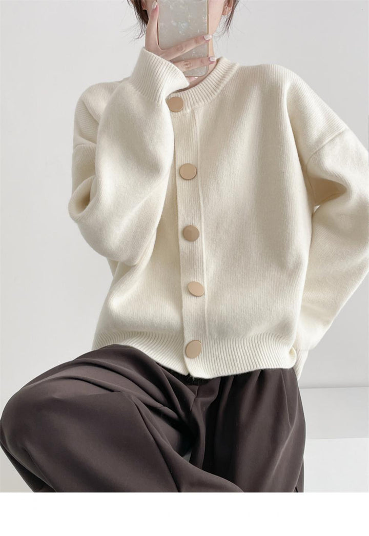 Oversized knit jacket for women with large wooden buttons and wide cut Lune London
