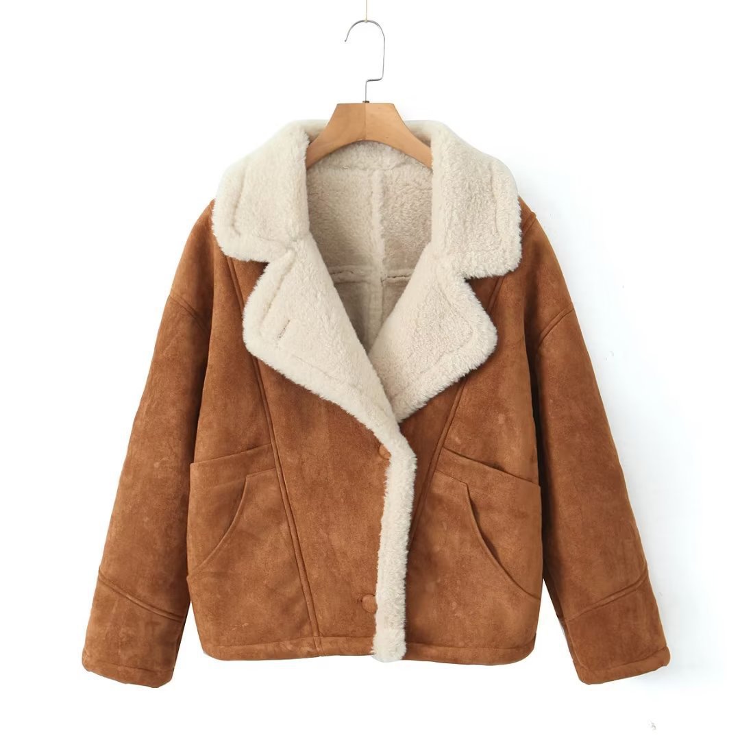Ladies sheepskin cozy jacket with fine collar Lune London