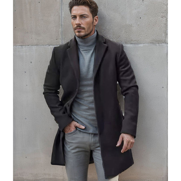 Elegant long coat for men with a minimalist design Lune London