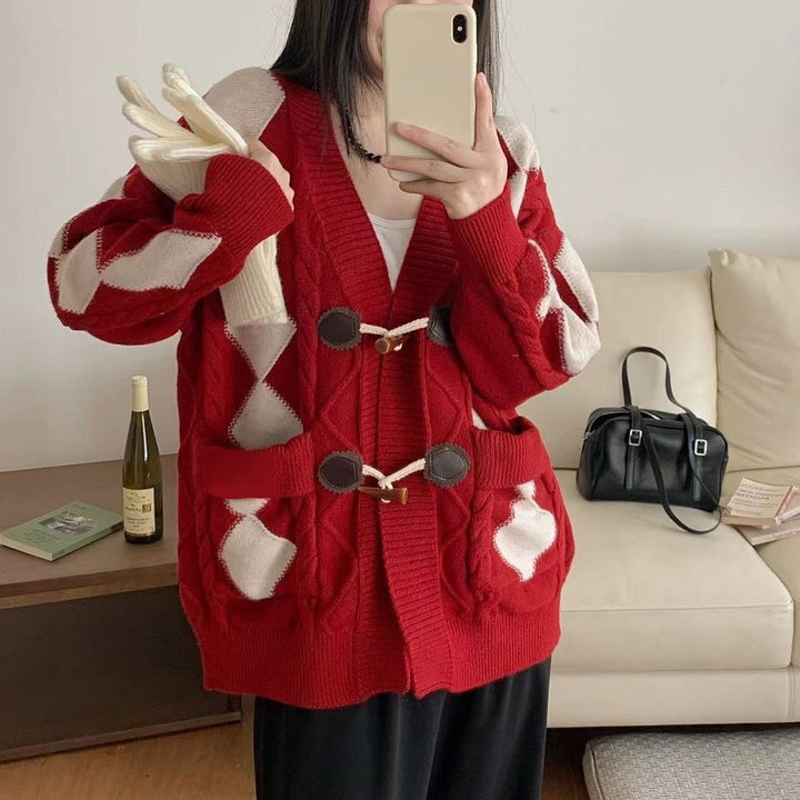 Thick knit cardigan for women with romantic diamond pattern and decorative wooden buttons Lune London