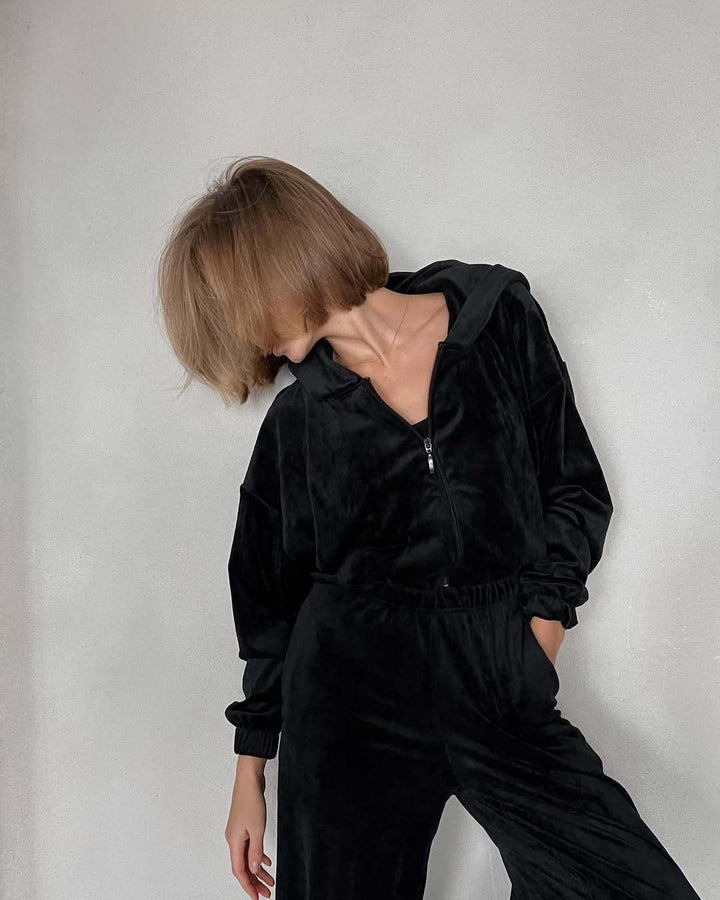 Women's Luxury Velvet Jogging Set with Hood and Elastic Cuffs Lune London