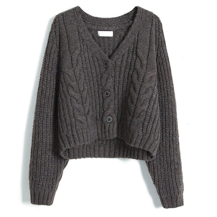 Ladies cozy knit pullover with decorative cable pattern Lune London