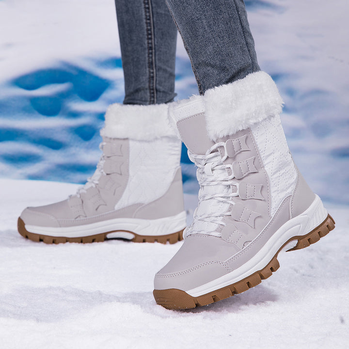 Insulated winter boots for women with non-slip sole and soft inner lining Lune London