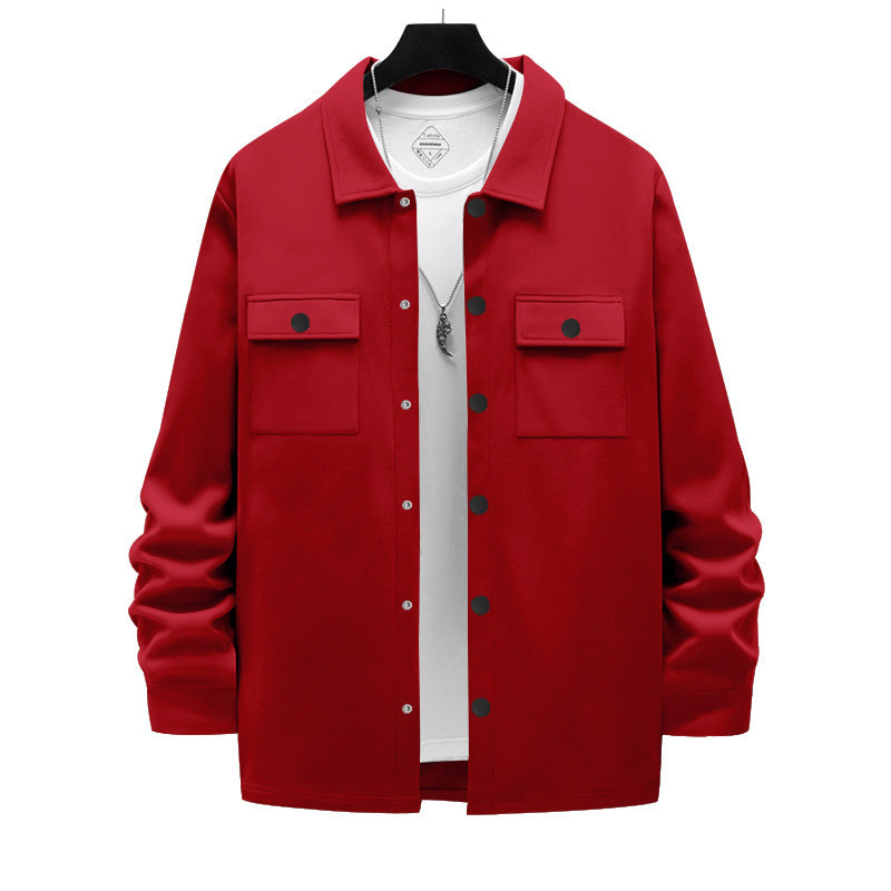 Casual utility jacket for men with practical pockets and chic button details