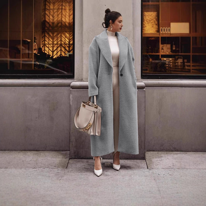 Elegant and warm wool coat for women with a slim fit Lune London