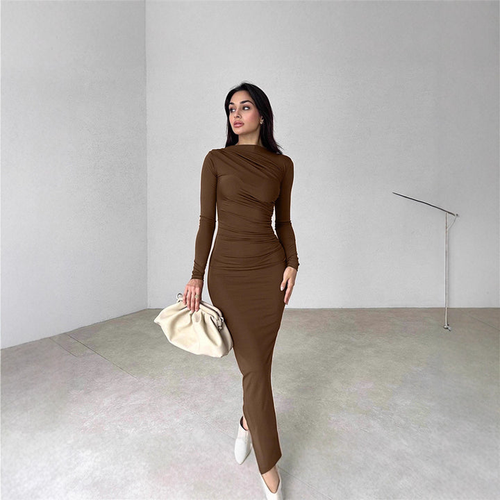 Robe ajustée à manches longues pour femmes avec fronces et design élégant Chic & Stil