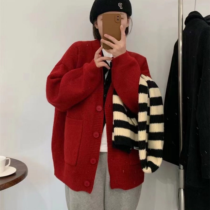 Ladies cozy knit cardigan with pockets Lune London