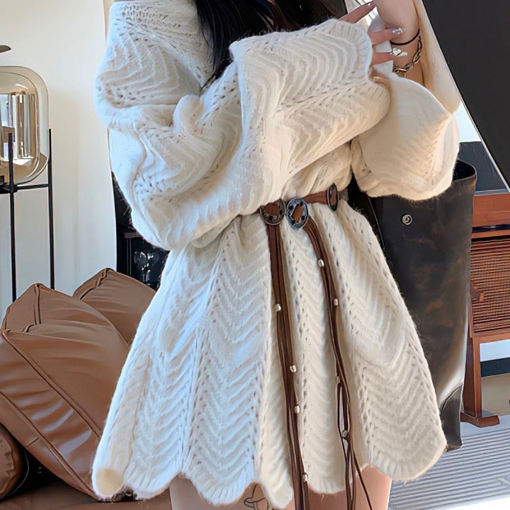 Knitted jacket for women with an innovative cable pattern and an elastic waistband Lune London