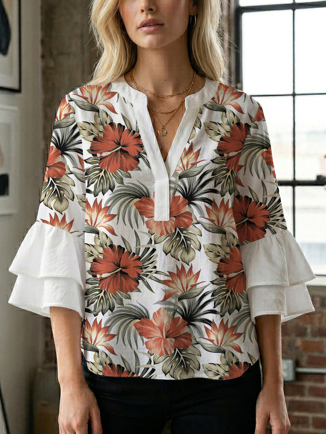 Women's casual blouse with ruffled sleeves and botanical print Lune London