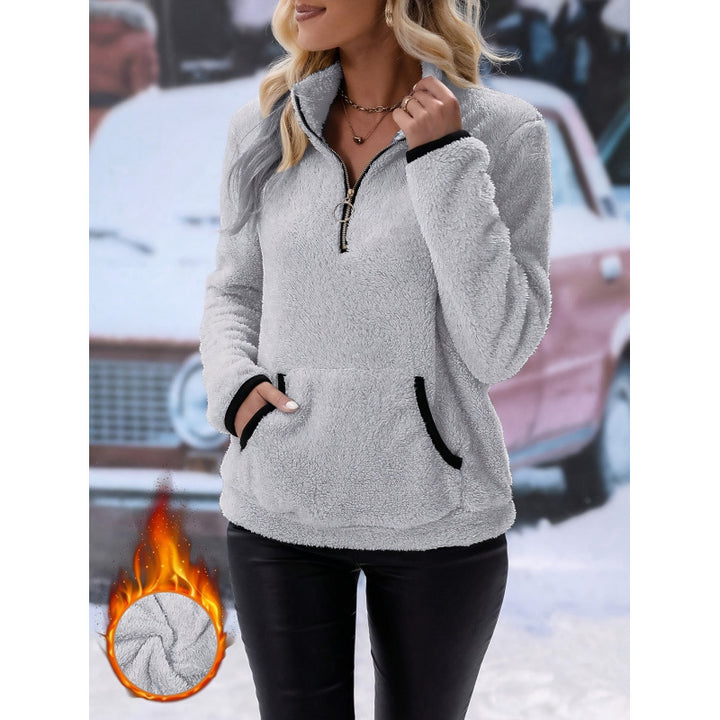 Soft teddy sweater for women with a casual look and half zipper Lune London