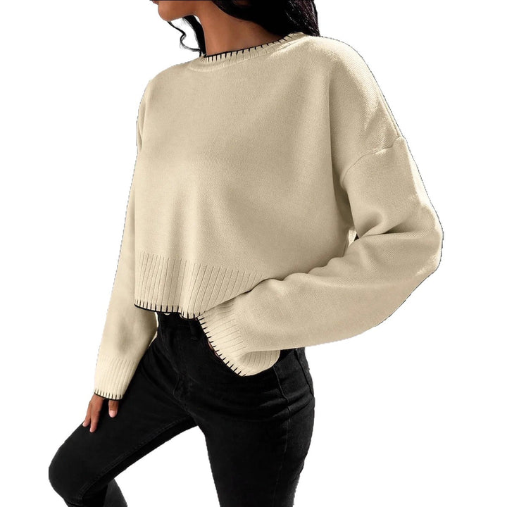 Casual knit sweater for women with contrasting seams and a short cut Lune London
