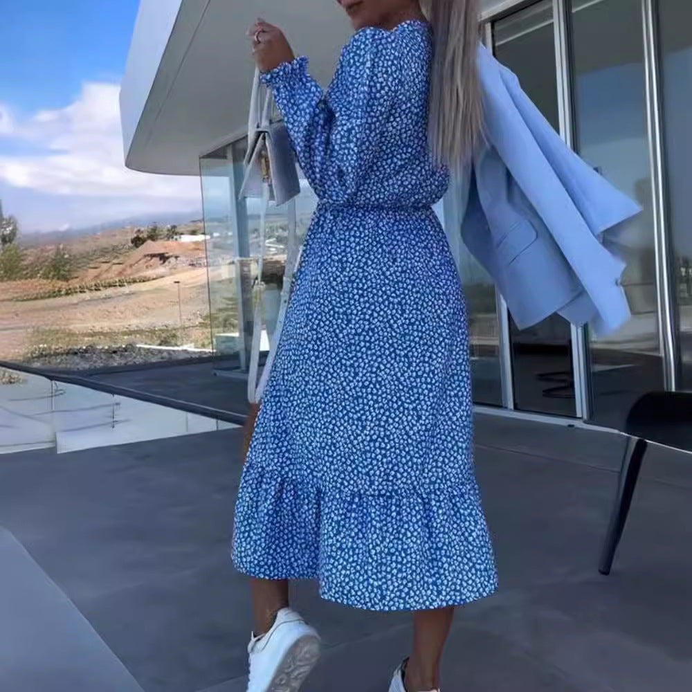 Robe portefeuille pour femmes avec volant floral et détails de boutons Chic & Stil