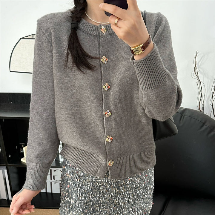 Woman cardigan with colorful button details and an elegant cut Lune London
