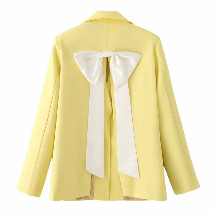 Ladies structured blazer with modern details Lune London