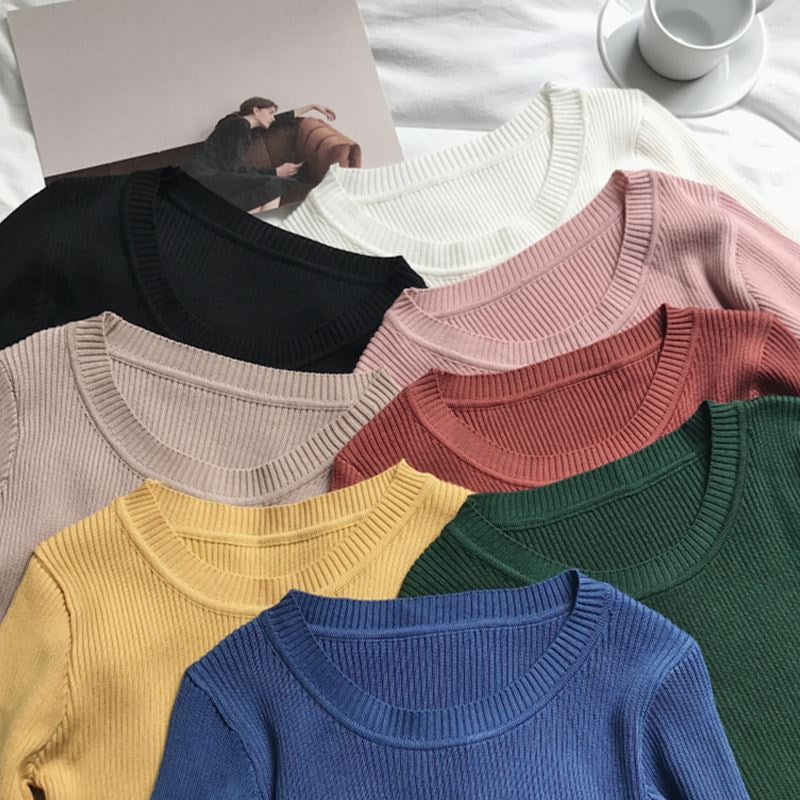 Women elegantly cut long sleeve top made of ribbed knit Lune London