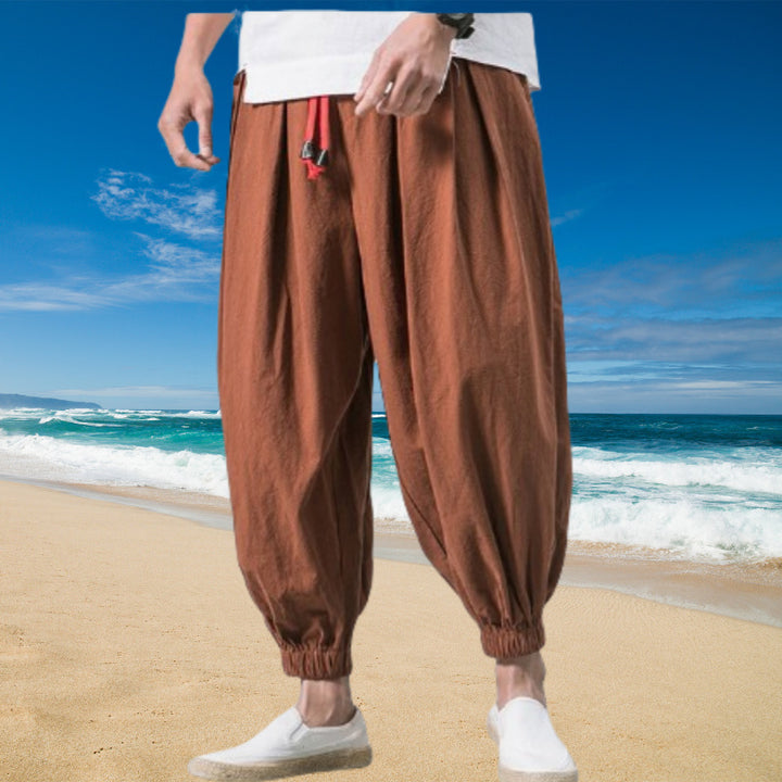 Casual pants for men with an elastic waistband and practical pockets Lune London