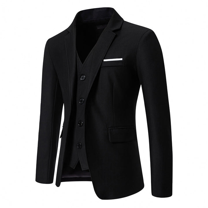 Elegant men's suit with blazer, vest, and pants Lune London