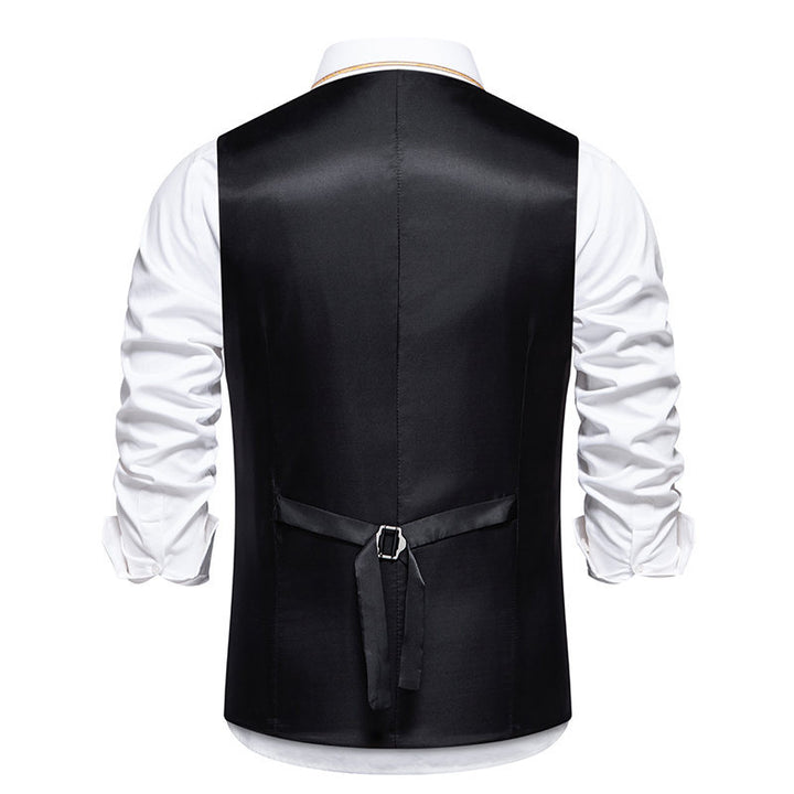 Elegant suit vest for men with a classic herringbone pattern and practical pockets Lune London