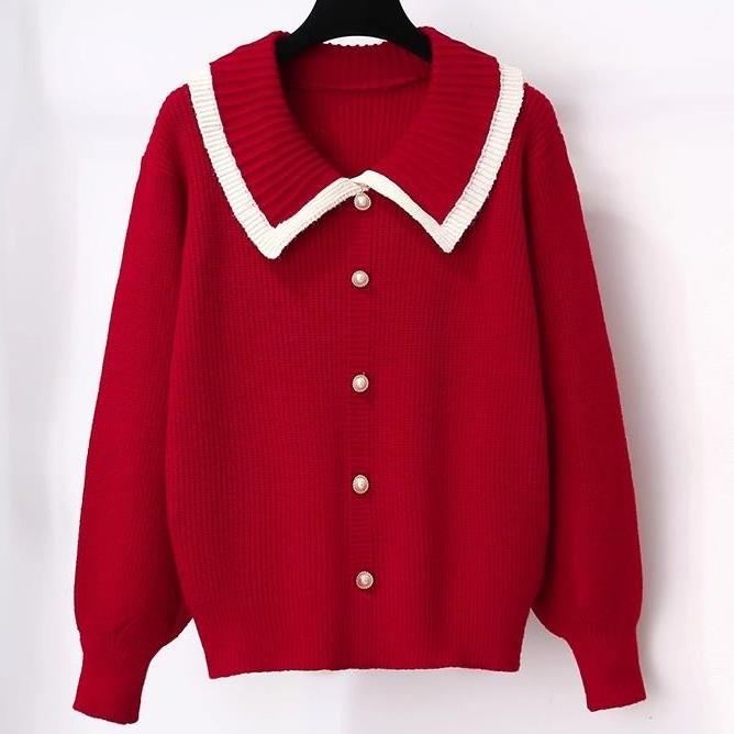 Women’s knit jacket with contrasting collar and decorative pearl buttons Lune London