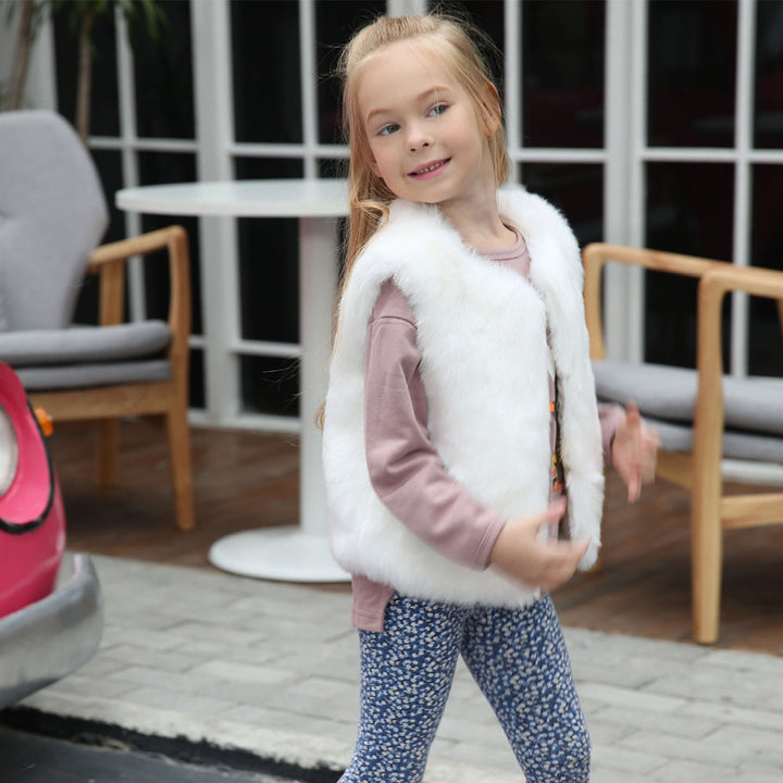 Women's Fluffy Vest Made Of Synthetic Fur with Modern Cut Lune London